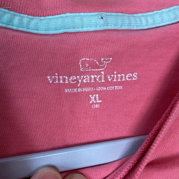 Vineyard Vines t-shirt - Picture 3 of 4